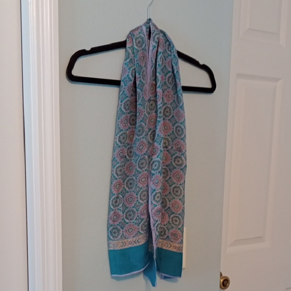 Elegant Blue and Pink Patterned Silk Scarf